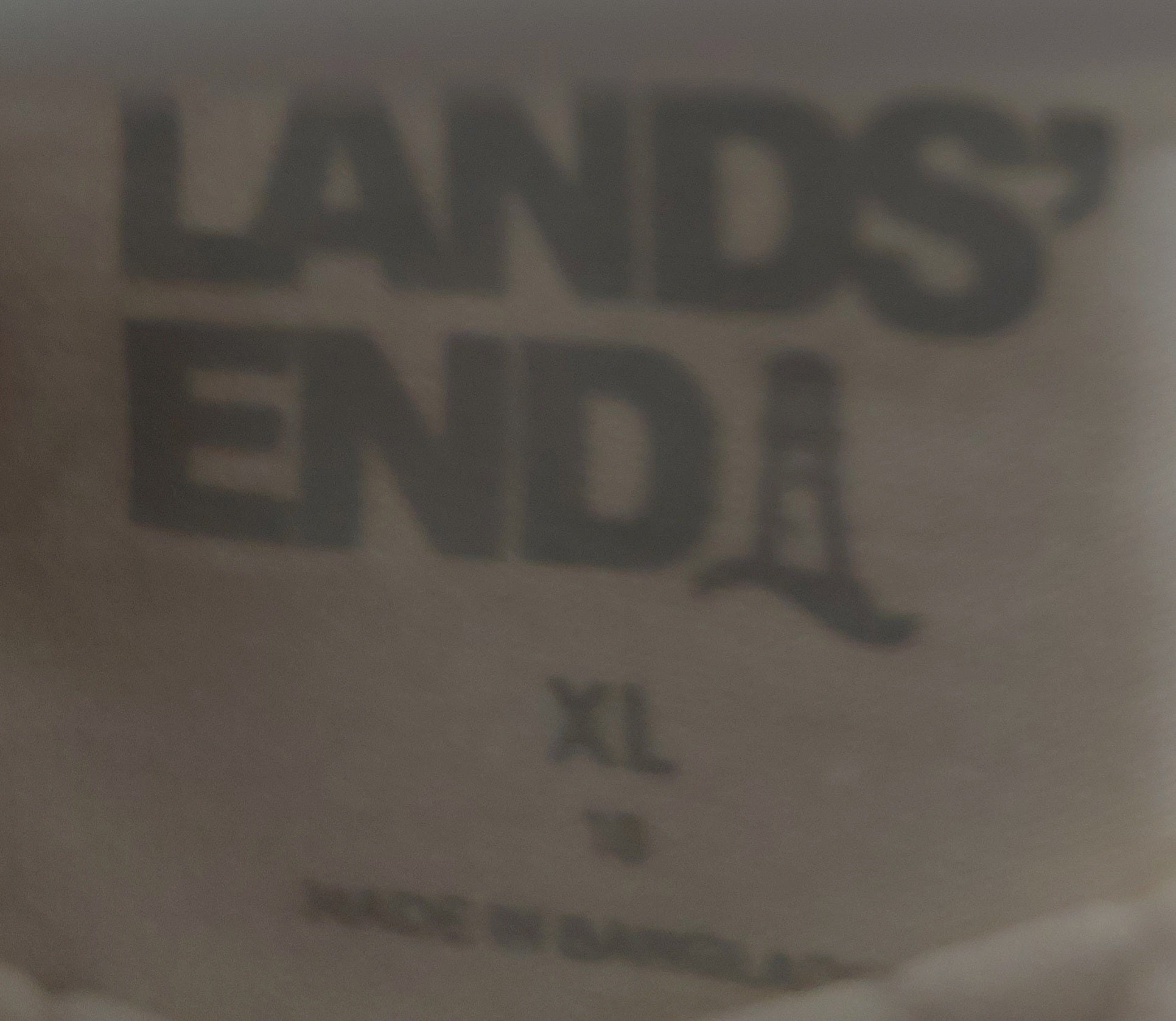 7 03 Lands End Size XL White Short Sleeve Tee