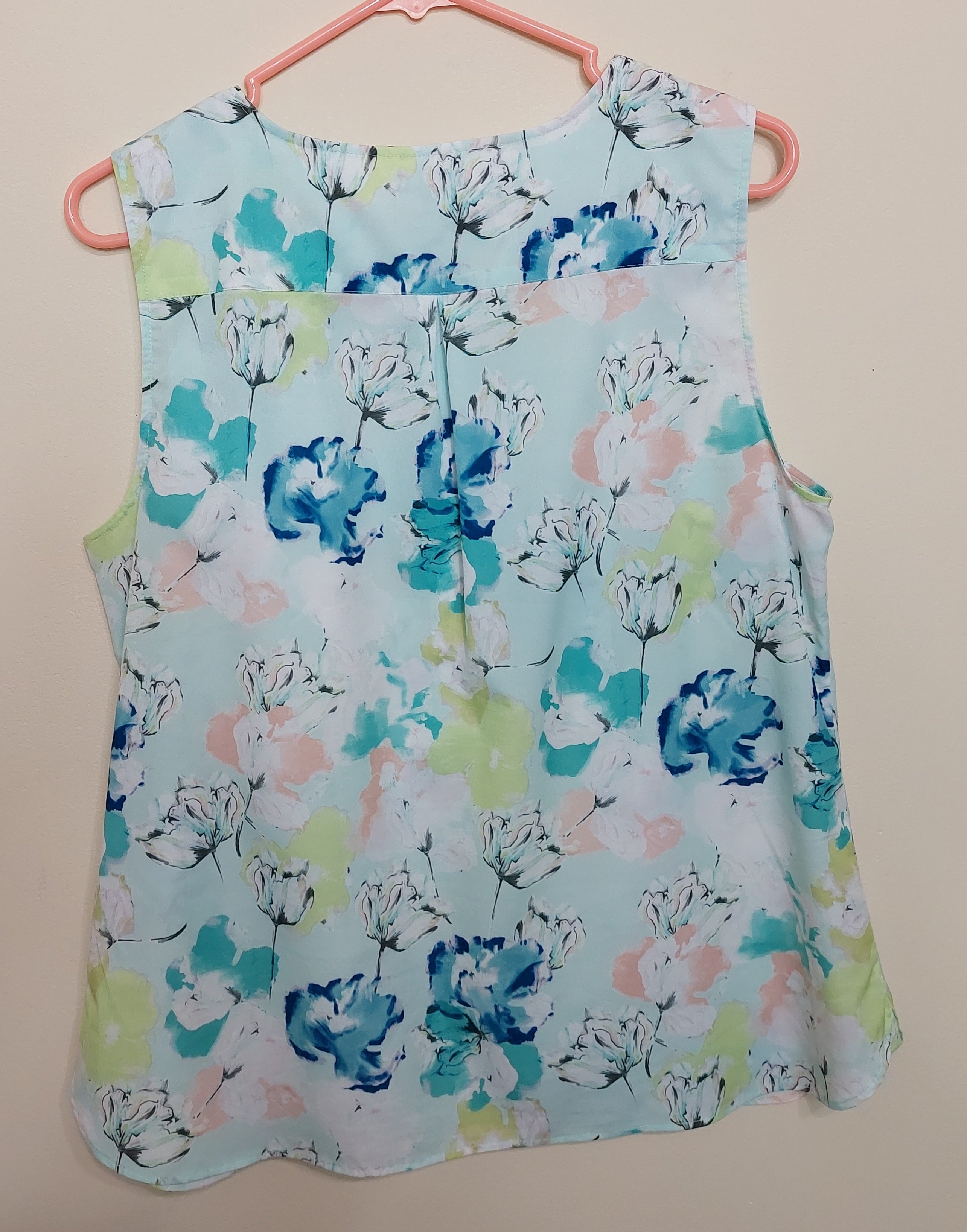 6 04 Talbots 14P Mint Blue Floral Sleeveless Blouse Womens