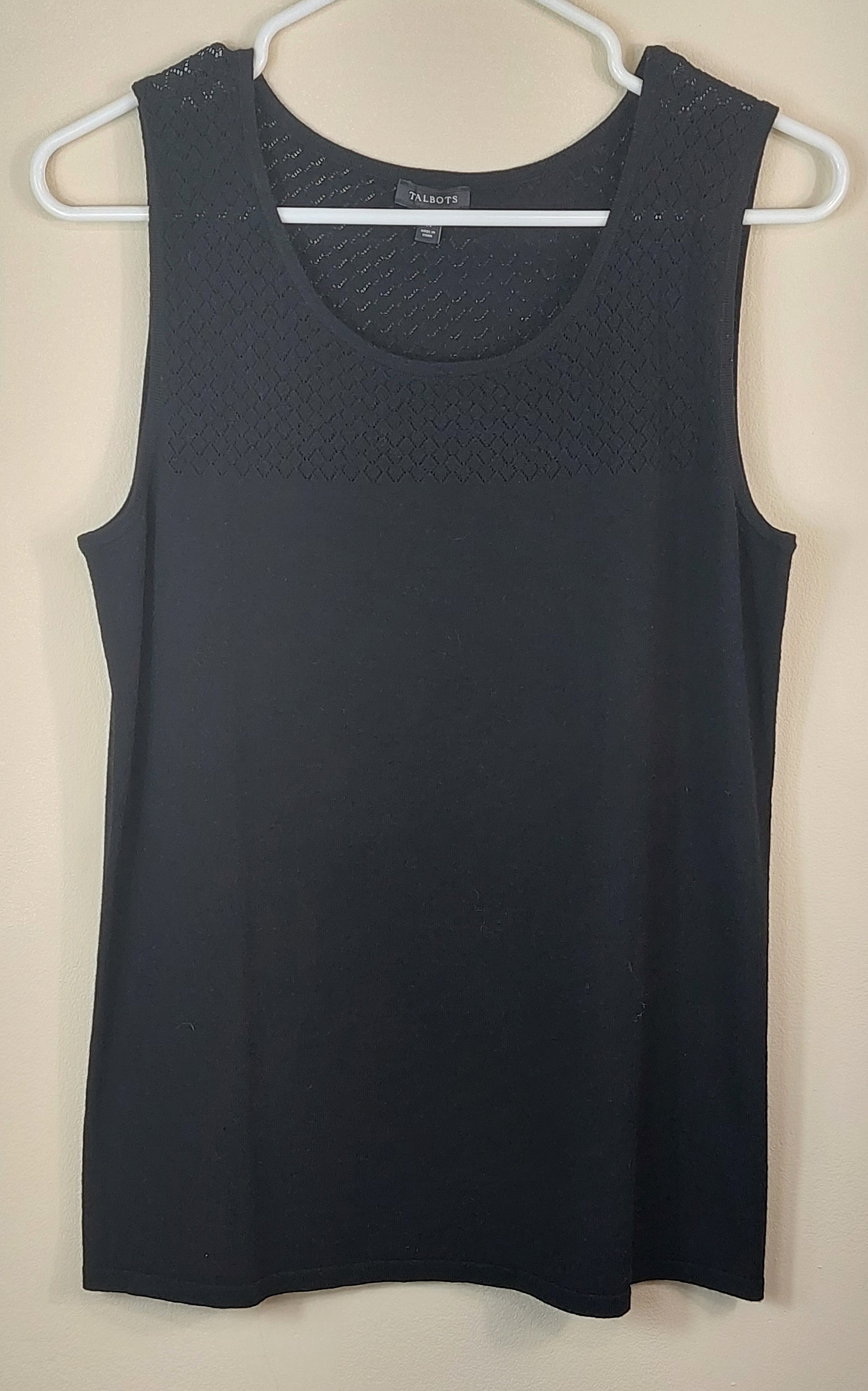 2 09 Talbots Sleeveless top Black see through design Size Medium