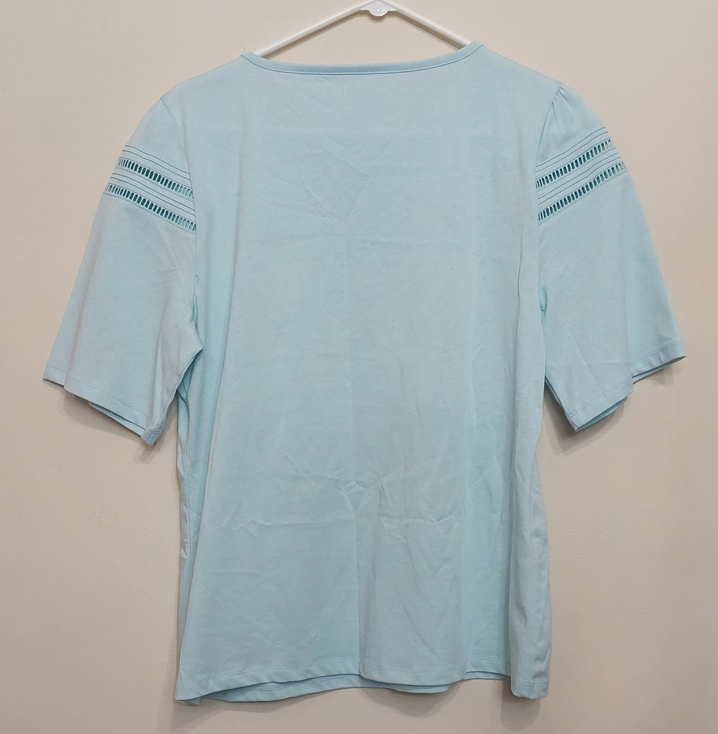 4 11 Talbots Large Light Blue Cotton Top Eyelet Trim Short Sleeve
