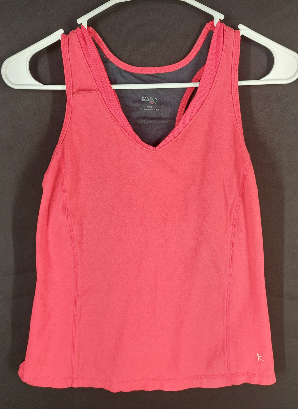 8-42 Danskin Now Size M Coral Racerback Athletic Tank Built In Bra Mesh Back