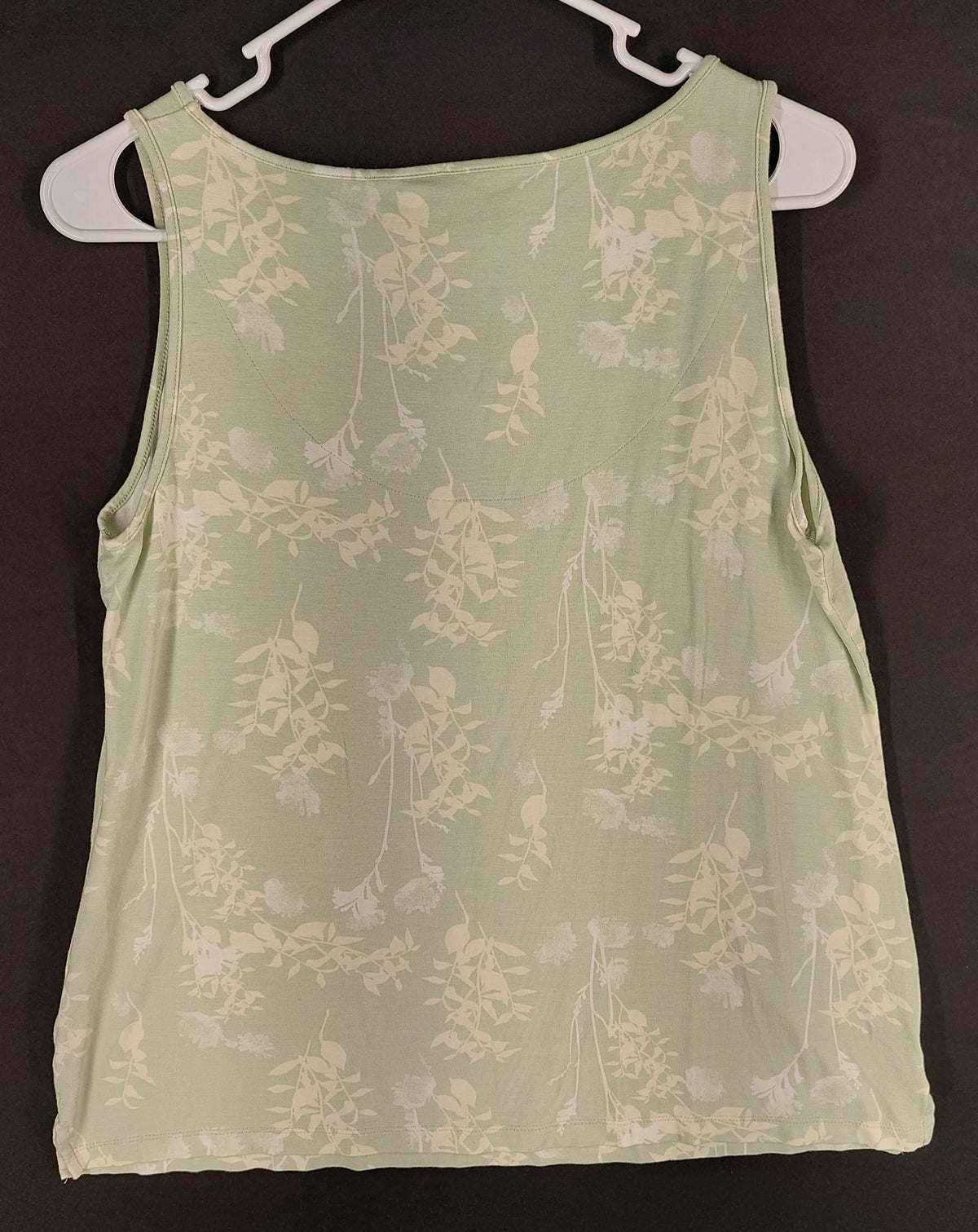 9-42 Chico’s Medium Green Floral Tank Top Rayon Stretch Sleeveless Scoop Neck