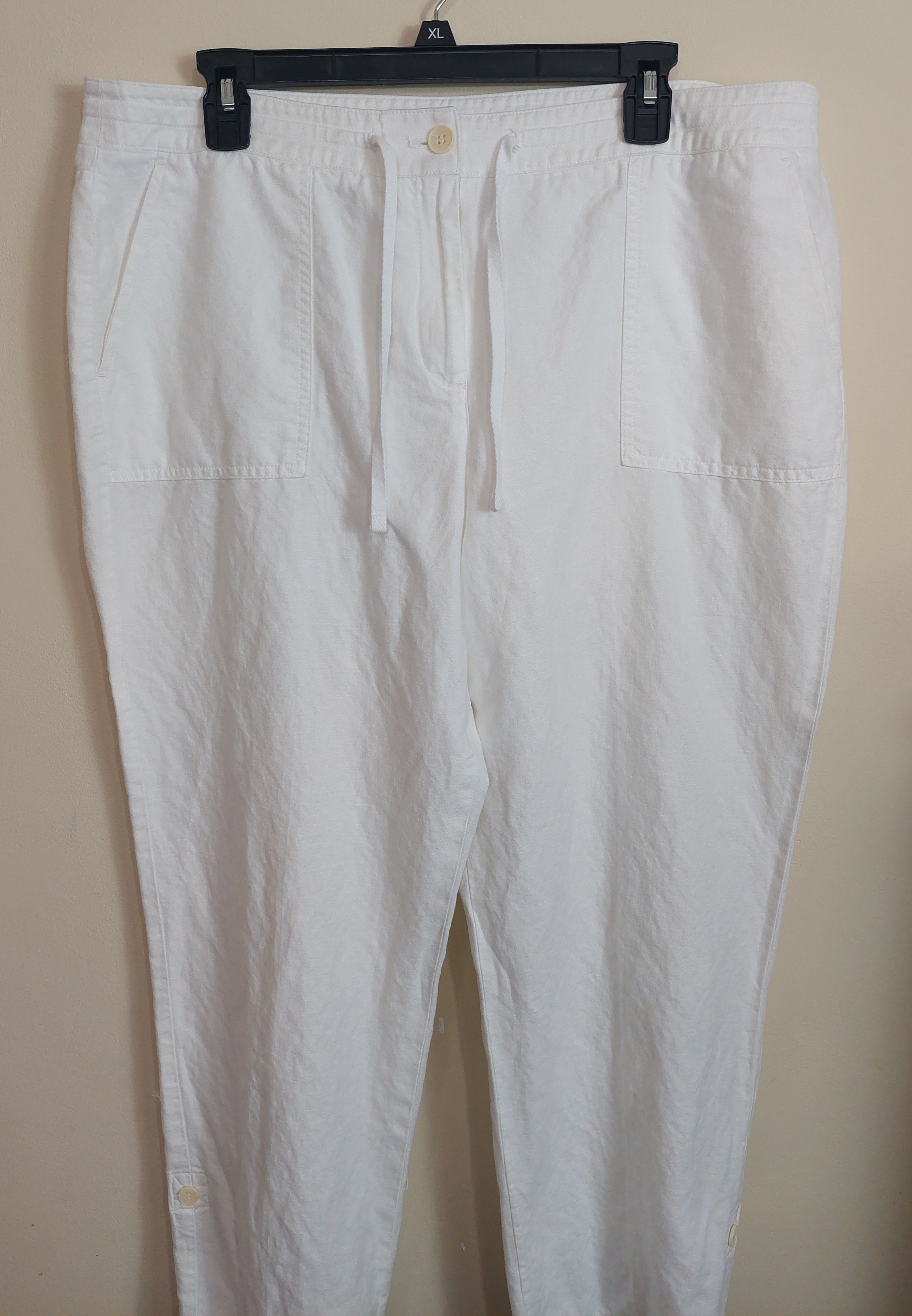 3 14 Talbots 14 Crop Pants White Pull-On Crop Pants Drawstring Waist Patch Pockets Easy summer essential with classic Talbots comfort