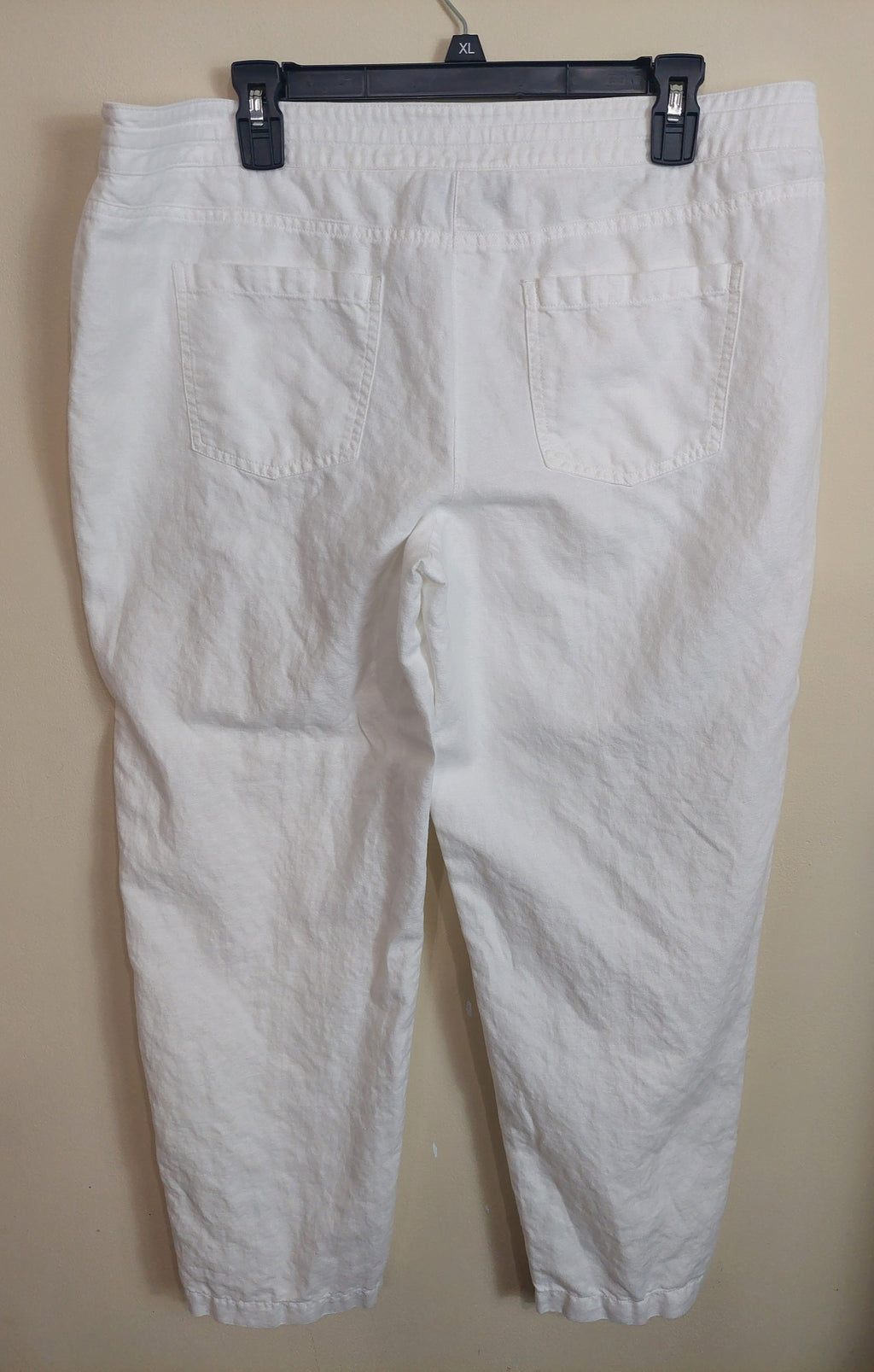3 14 Talbots 14 Crop Pants White Pull-On Crop Pants Drawstring Waist Patch Pockets Easy summer essential with classic Talbots comfort