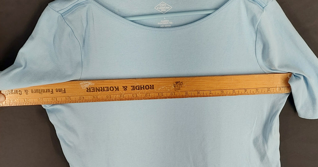 9-43 St. John’s Bay Size L Classic Boatneck Tee Light Blue 100% Cotton Top