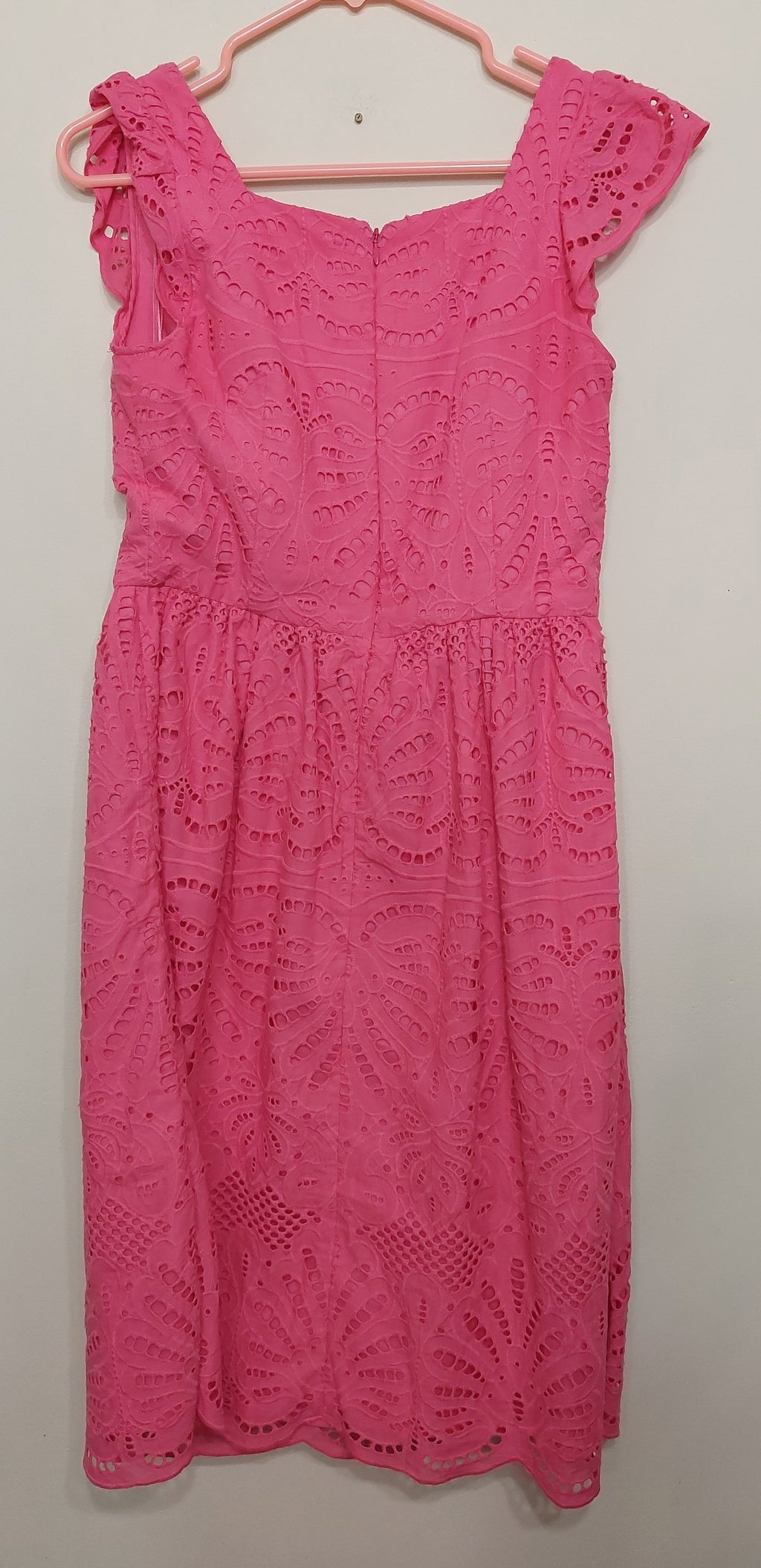 7 44 Talbots Size 6 Pink Eyelet Fit and Flare Dress