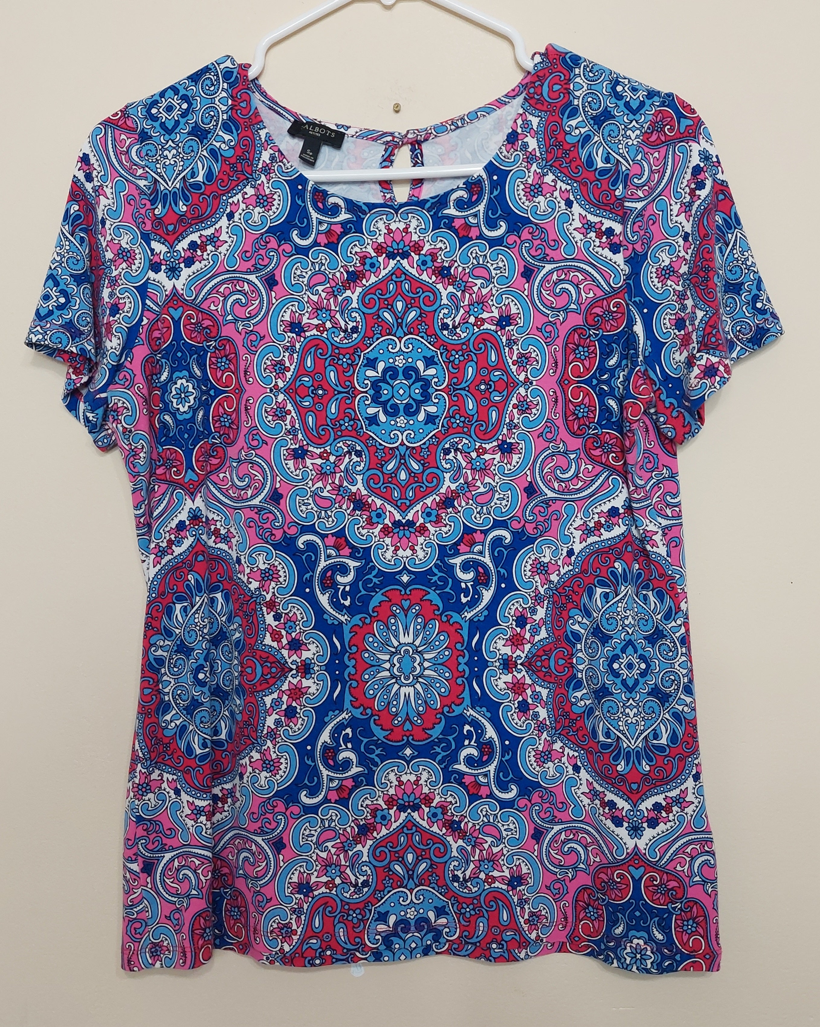 7 45 Talbots Small Petite Blue Pink Paisley Short Sleeve Top