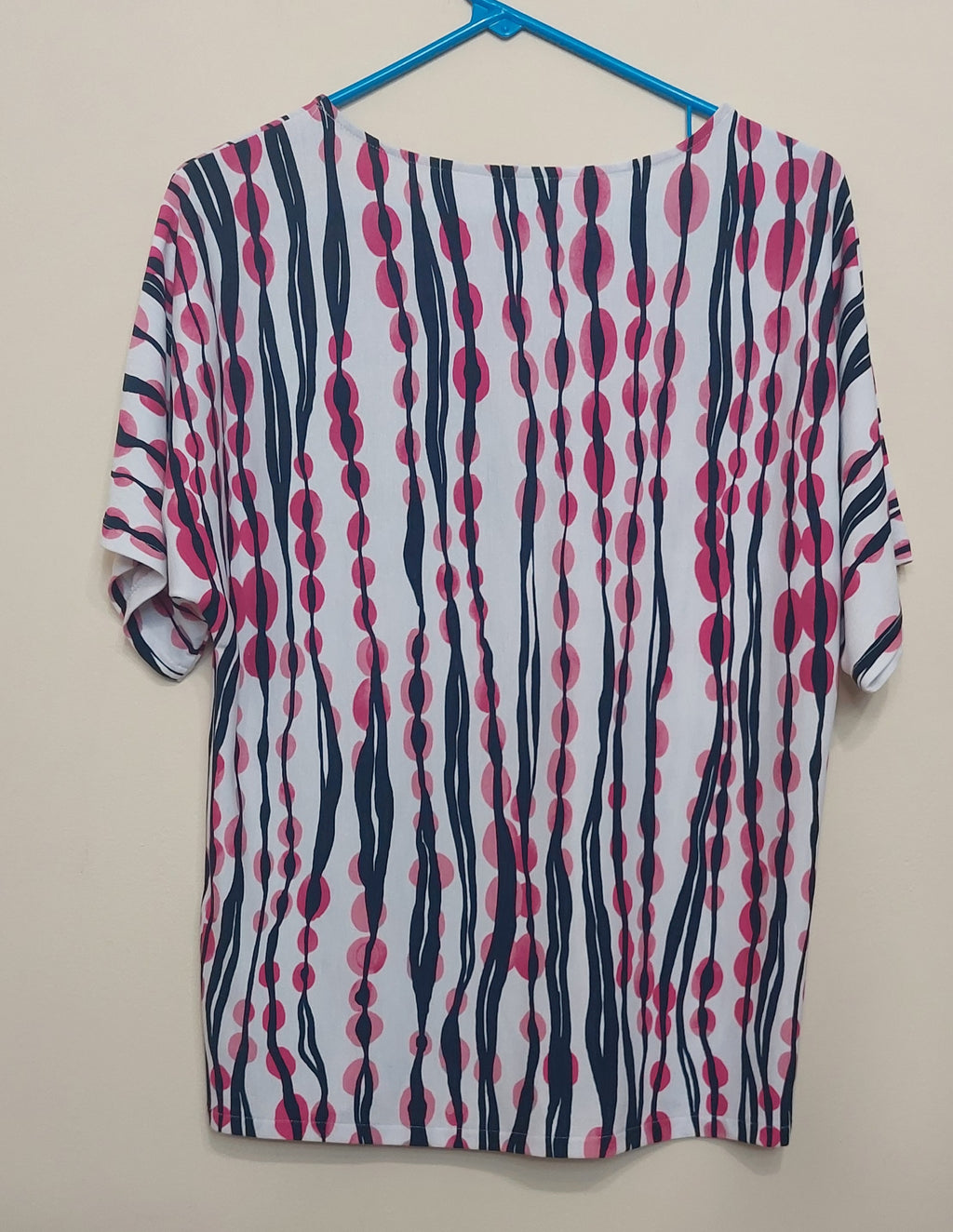 4 09 Easywear By Chicos Size 0 Pink Navy Abstract Dot Stripe Print Top Lightweight Stretch
