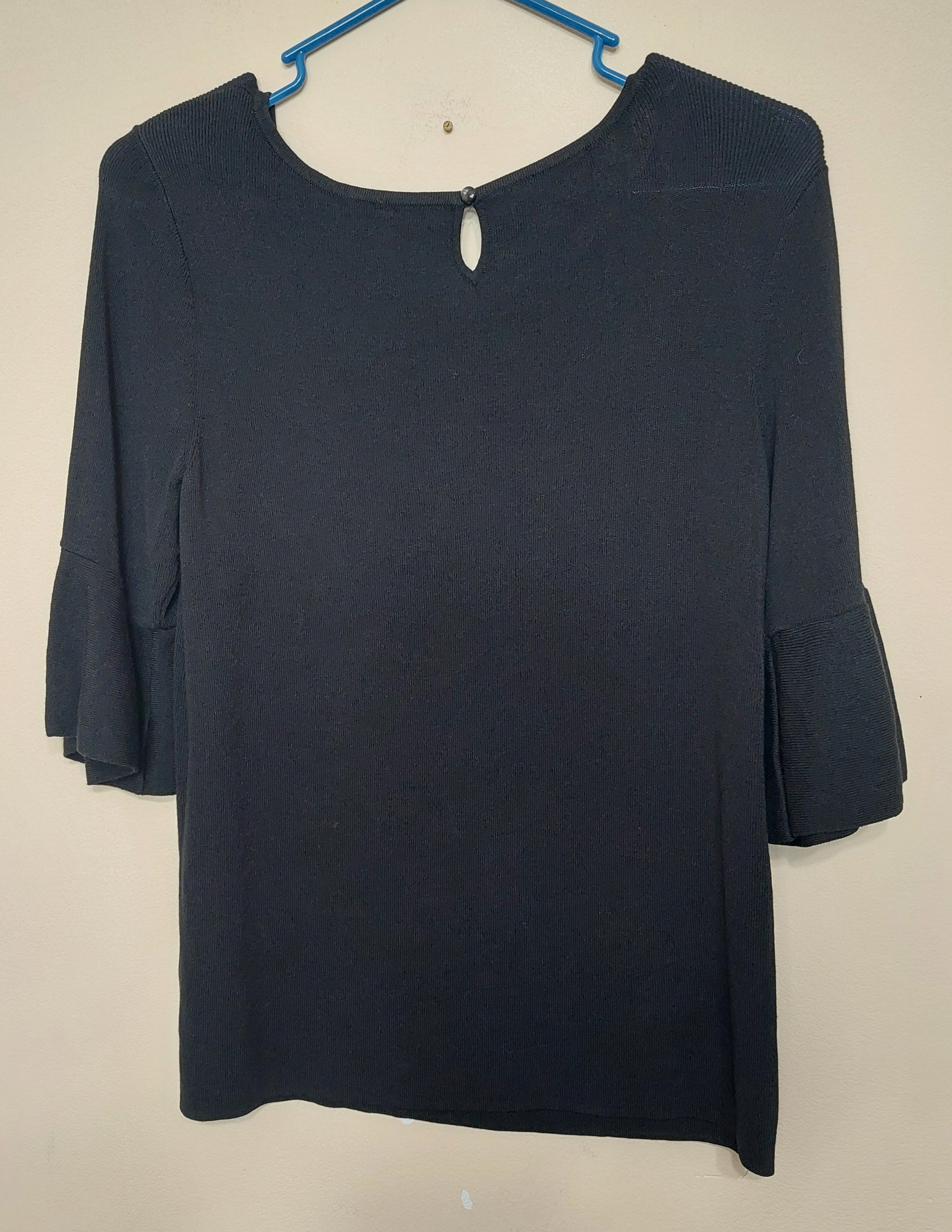7 47 Talbots Size Large Black Bell Sleeve Knit Top