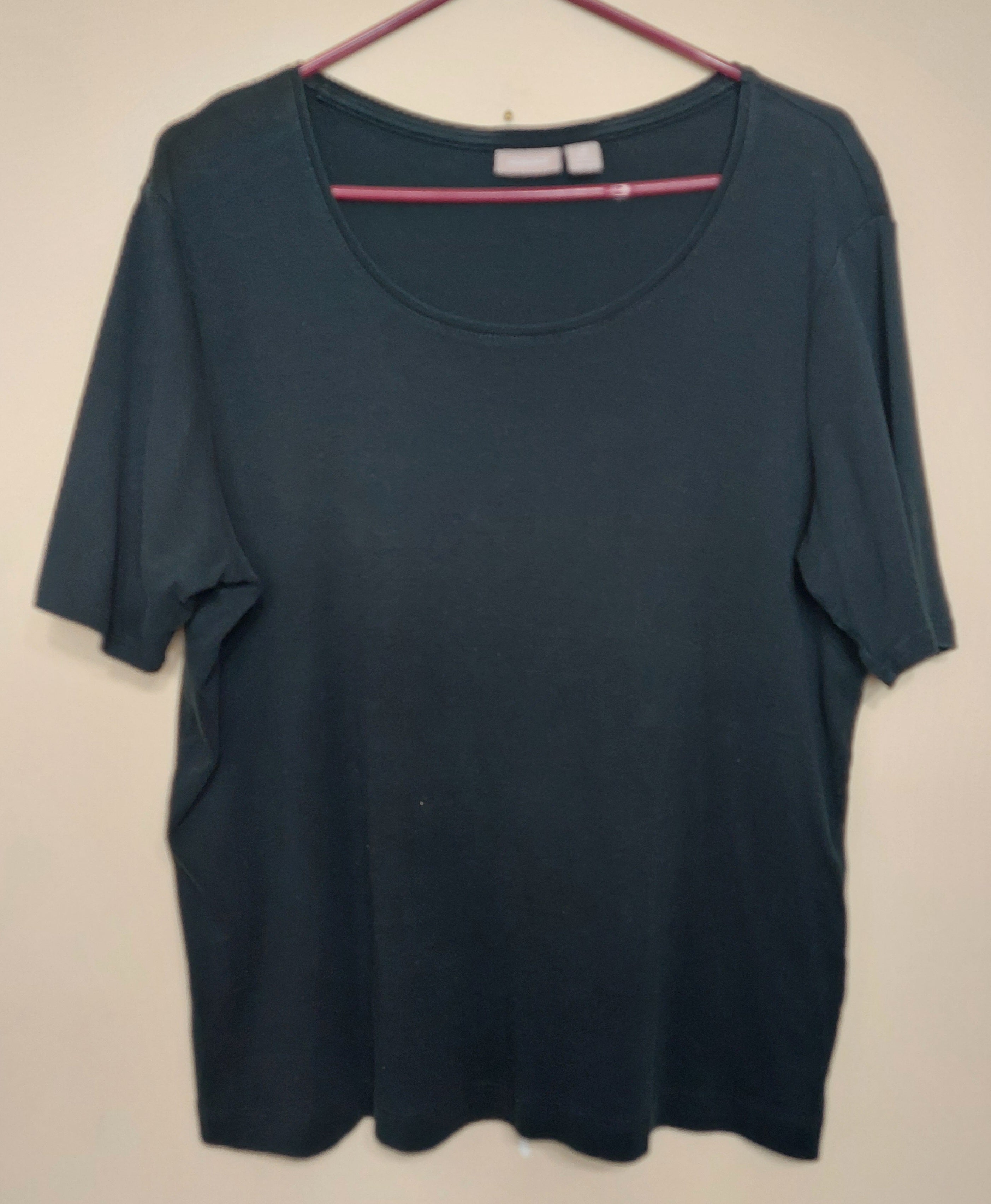 6 48 Chicos Size 3 Black Cotton Short Sleeve Knit Top