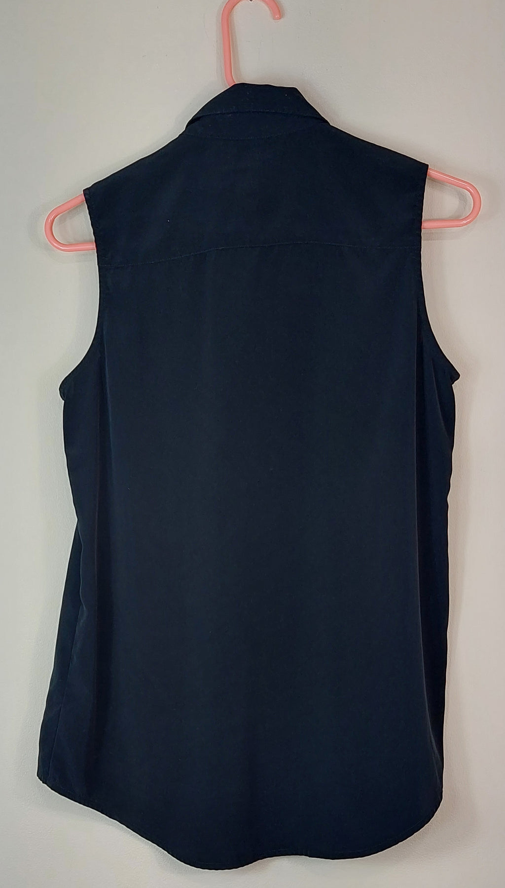 1 55 Chicos Button Up Sleeveless Top Black Size 0