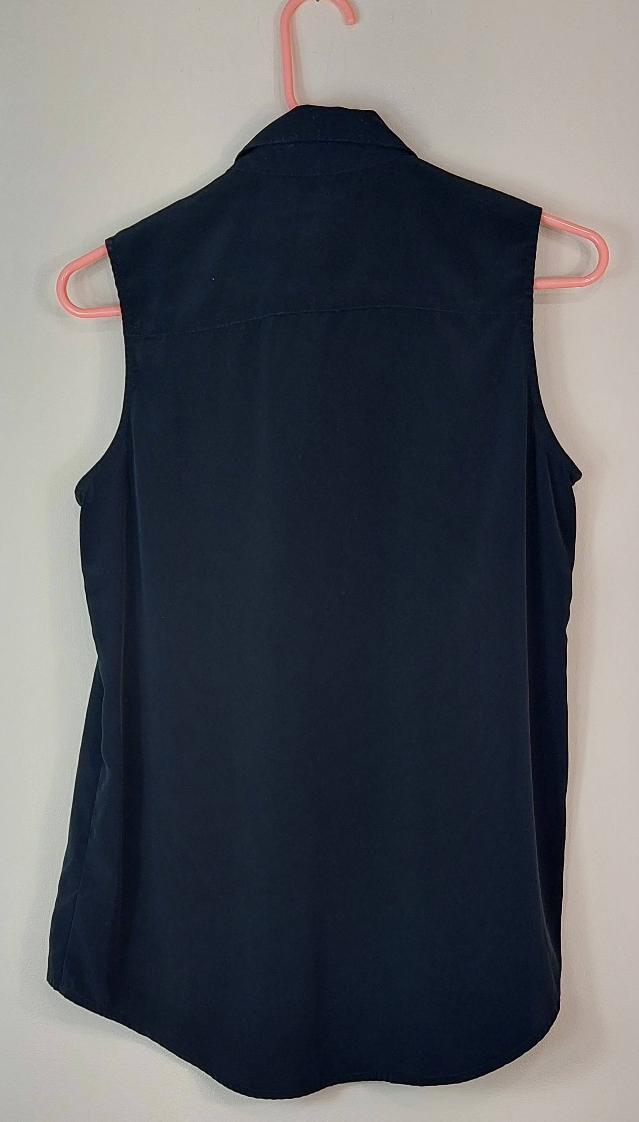 1 55 Chicos Button Up Sleeveless Top Black Size 0