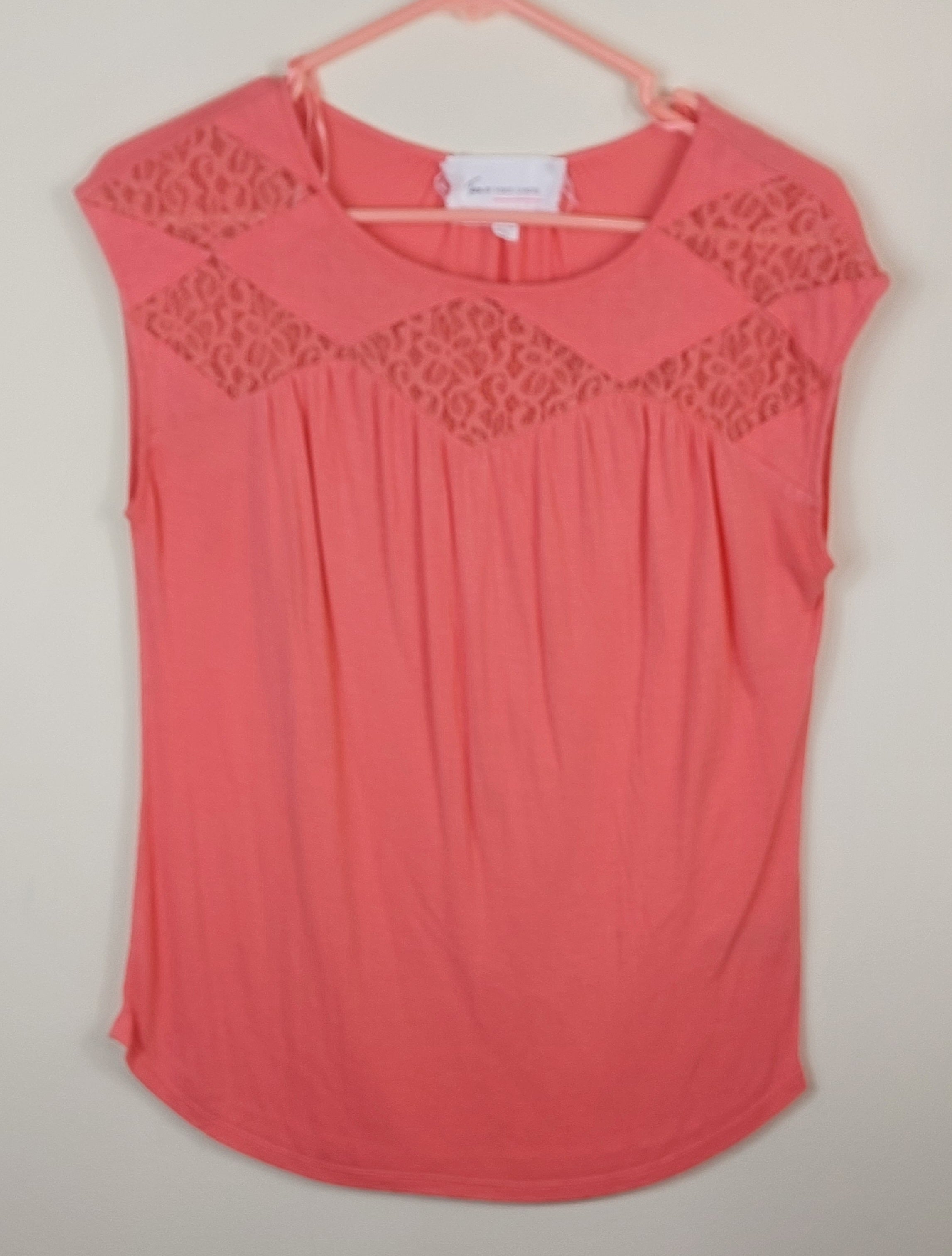 2 29 Too by Vince Camuto Top Coral Size S