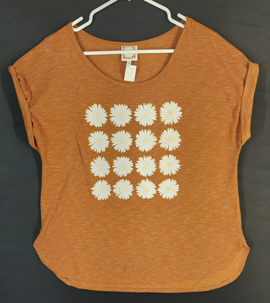 8-50 Rewind 1X Brown Daisy Graphic Short Sleeve Slub Knit Top Floral
