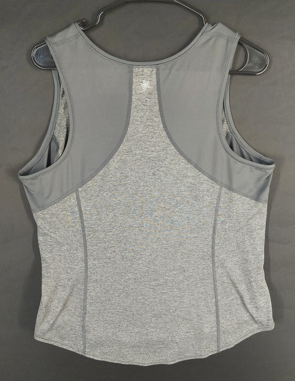8-52 Tek Gear Size XL DryTek Gray Athletic Tank Top Racerback Workout Activewear