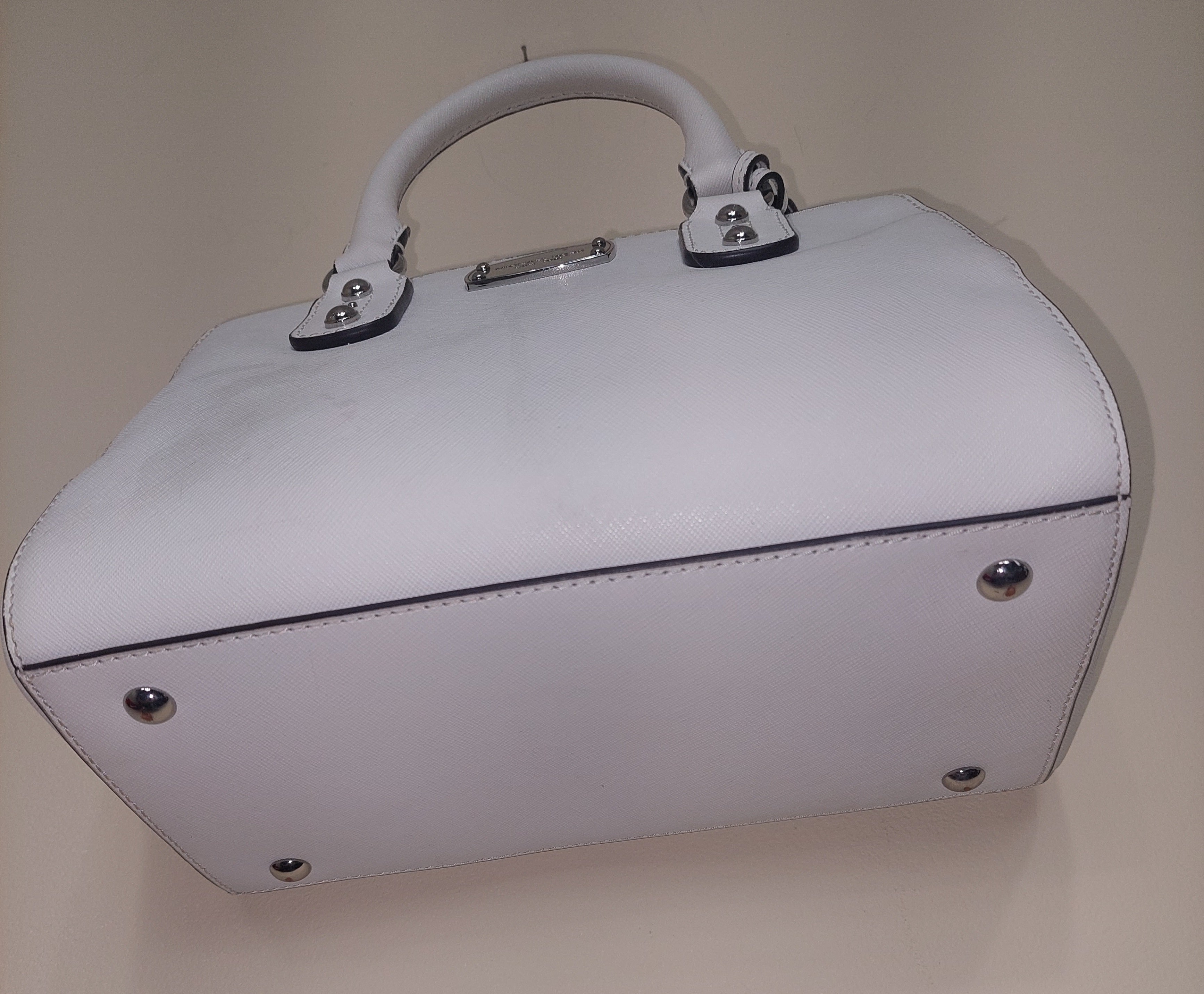 4 39 Michael Kors White Hamilton Satchel Purse