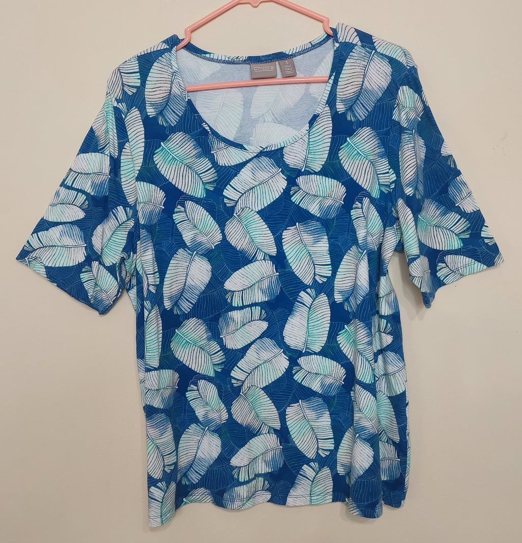 7 05 Chicos Size 3 Blue Tropical Leaf Print Top