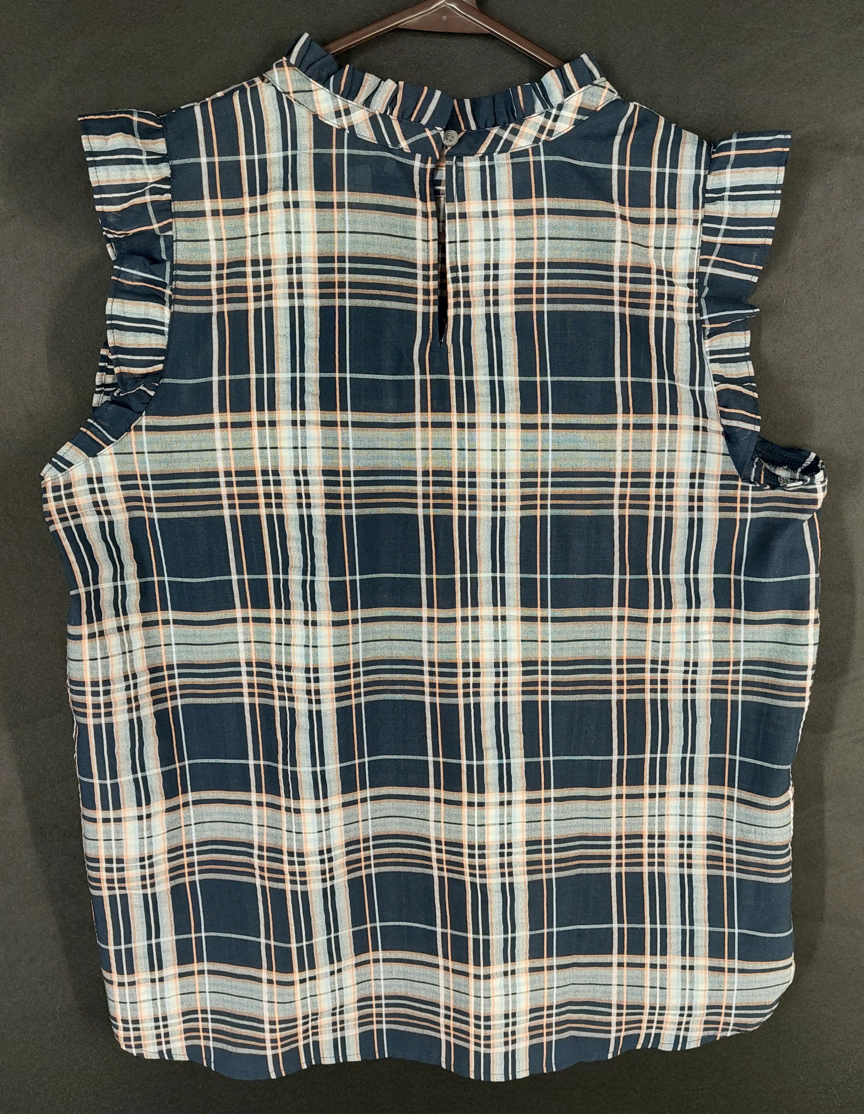 8-60 LOFT Size M Navy Plaid Sleeveless Ruffle Neck Blouse Top