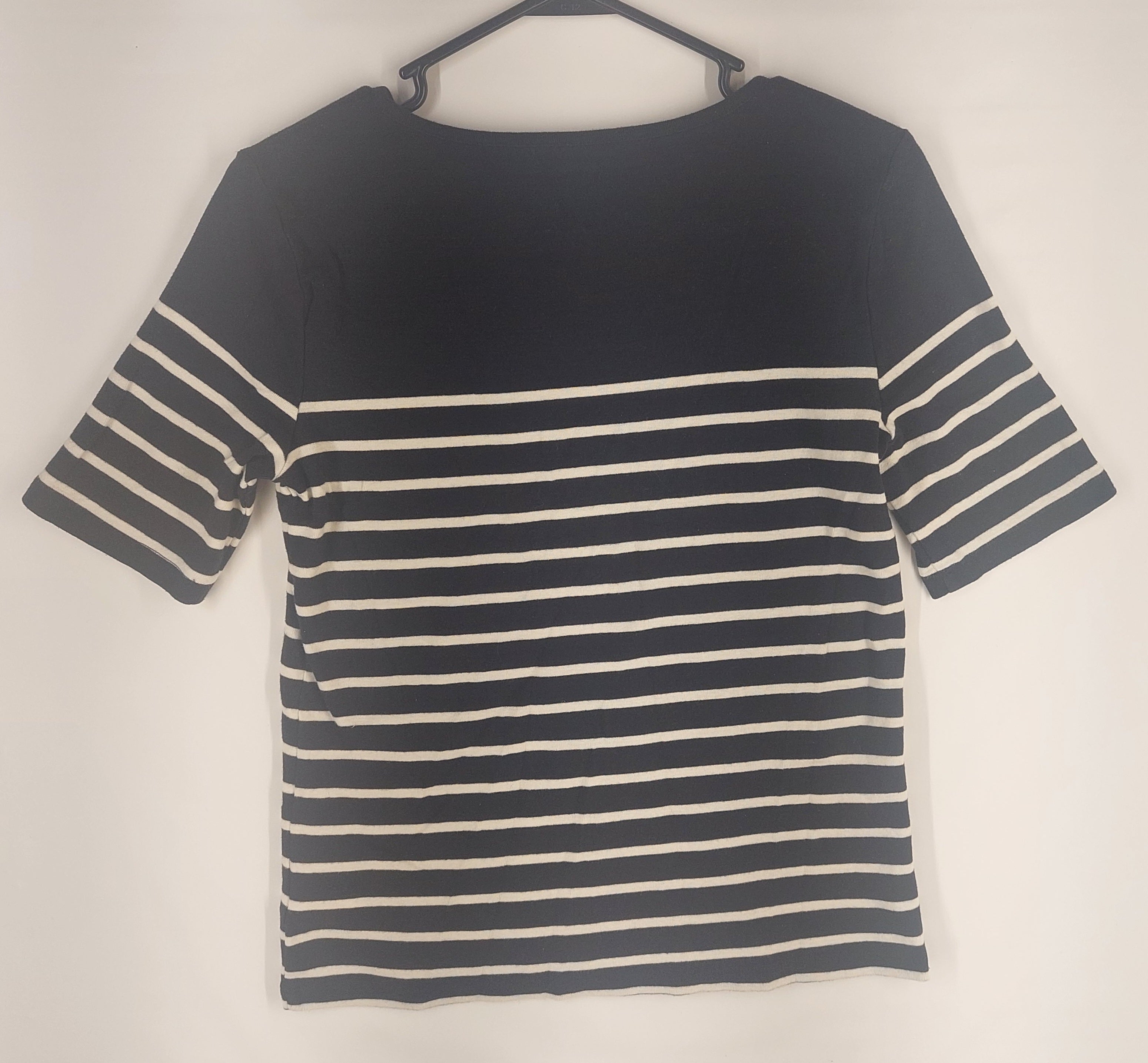 9-06 Talbots Medium Petite Navy Cream Striped V-Neck Short Sleeve Cotton Top