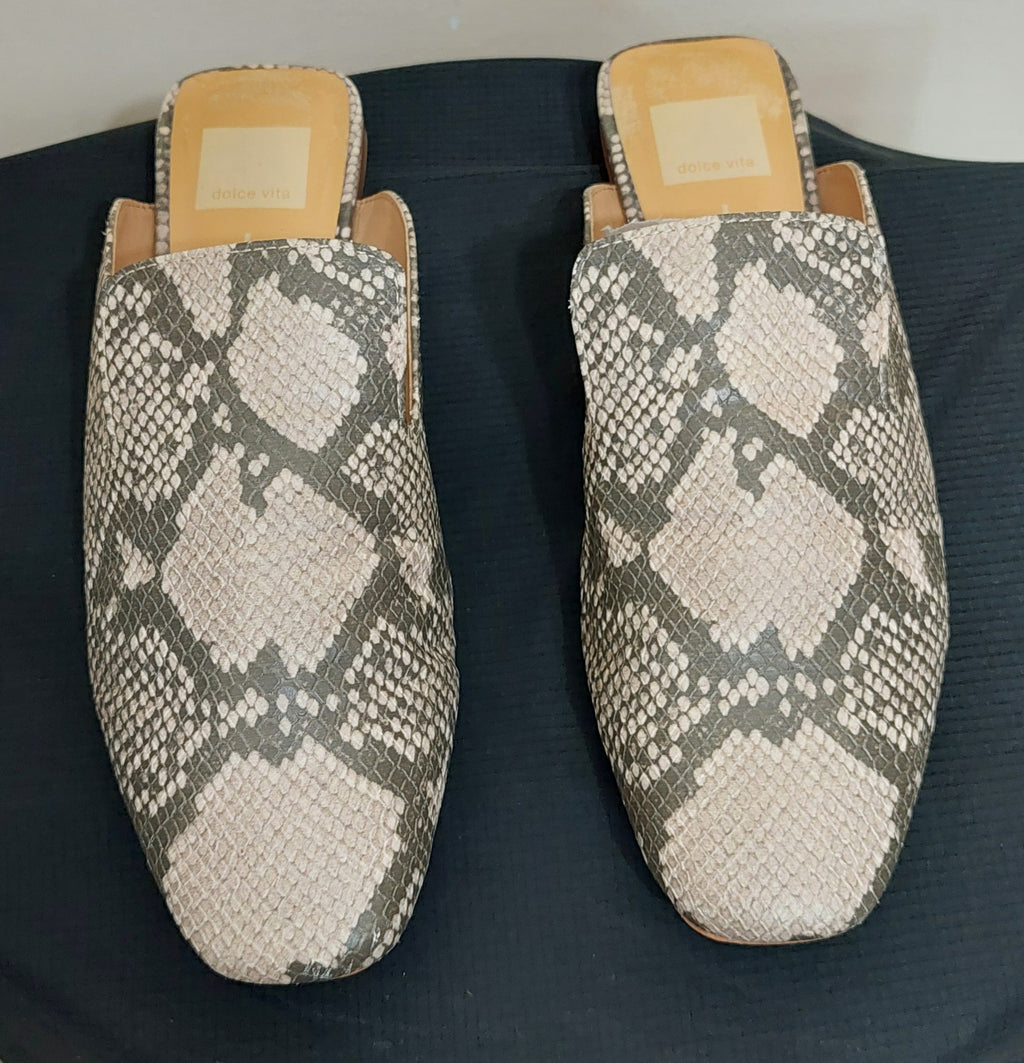 6 07 Dolce Vita 8M Bree Snakeskin Print Mule Loafer Slides