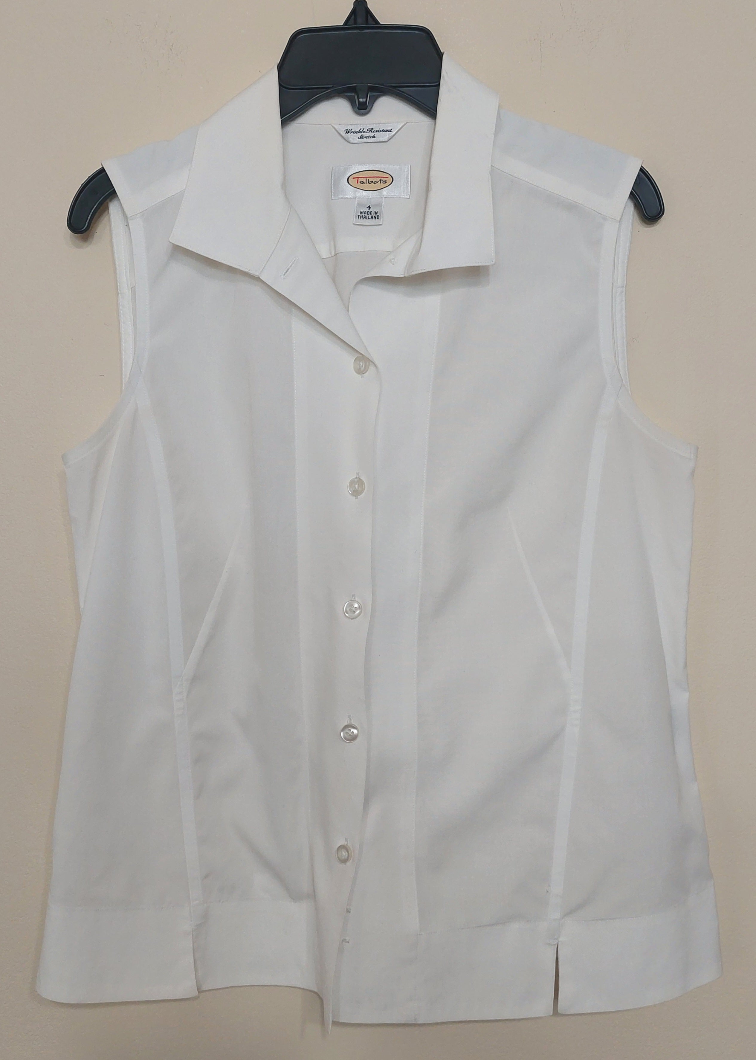 7 07 Talbots Size 4 White Wrinkle Resistant Sleeveless Button Top