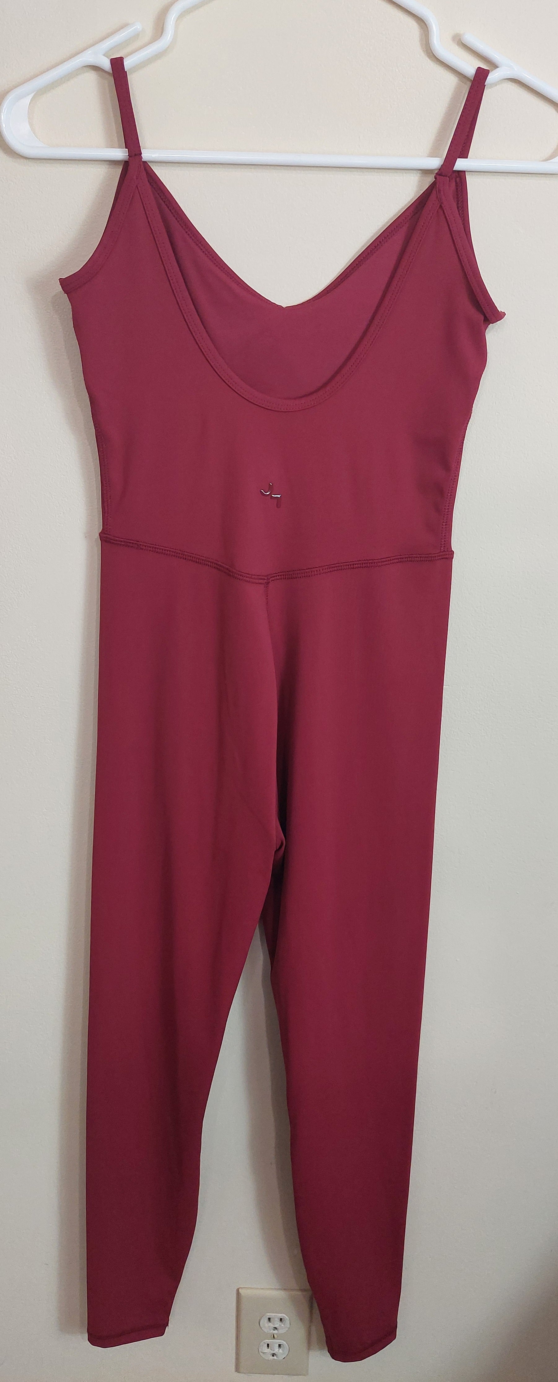 3 11 JoyLab XS Active Jumpsuit Berry Rose Spaghetti Strap One-Piece Workout Jumpsuit Yoga Fitness Athleisure