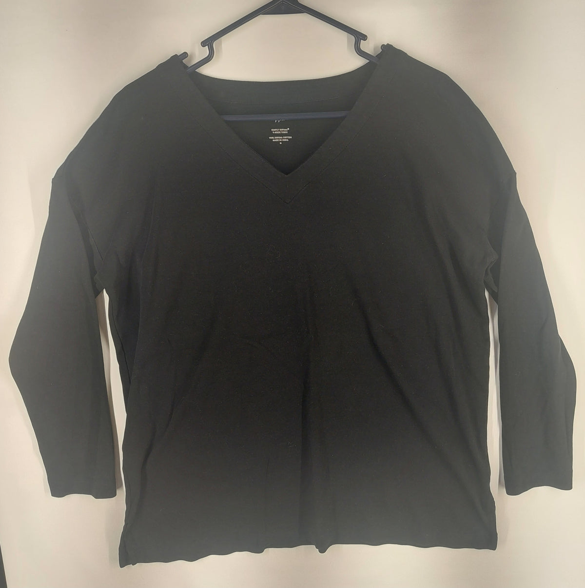 9-09 J.Jill Size Medium Black Simply Supima Cotton V-Neck 3/4 Sleeve Tunic Top